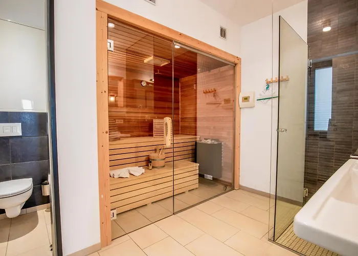 Strandhäuser - Windflüchter *